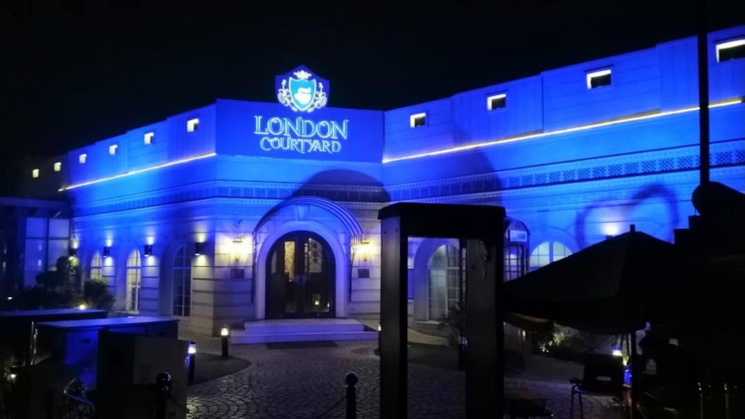 london Court yard